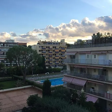 Apartment T4 Front De ,piscine 25 Metres ,wifi,6a8 Personnes,parking,garage Roquebrune-Cap-Martin